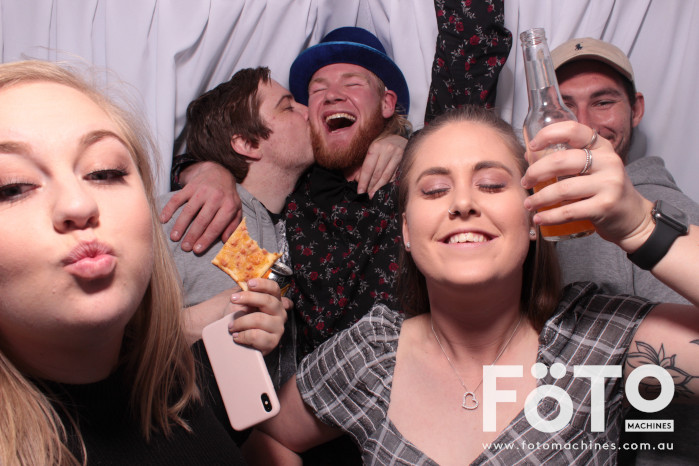 Billy's 21st | View more photos from the event at gallery.fotomachines.com.au/u/FOTOMachines/Billys-21st